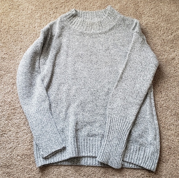 amazon Sweaters - 🏷5/$25 Amazon sweater medium